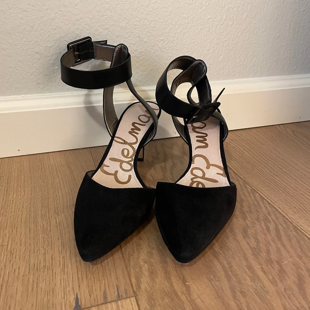 Sam Edelman Okala Pump Black Leather and Suede